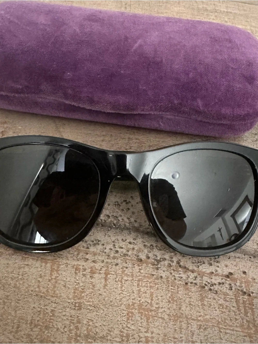 Gucci Black Sunglasses with Dark Lenses